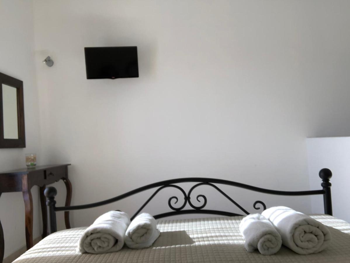 Studios Angela Port Липси Экстерьер фото
